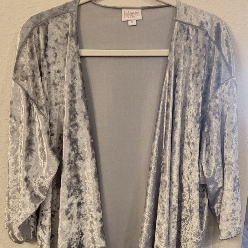 Lularoe silver crushed velvet feel Shirley in medi